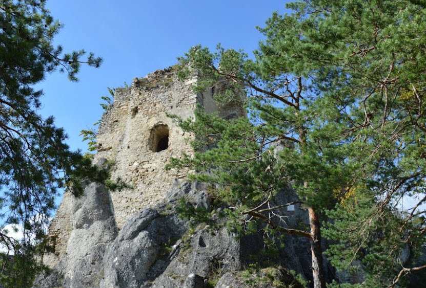 Hričov Castle, Hričovské Podhradie, Slovakia, Slovakia
